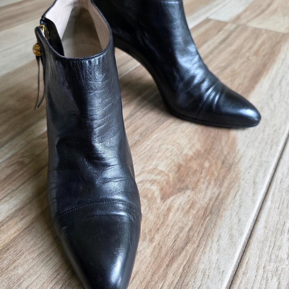 Chanel Black Captoe Lamb Leather Zipper Ankle Tassel CC Bootie 9 - Picture 3 of 13